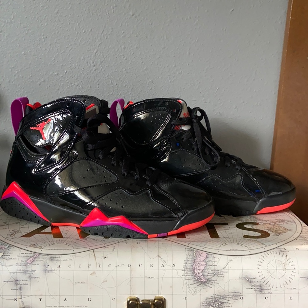 Air Jordan 7 Retro size 9 Womens